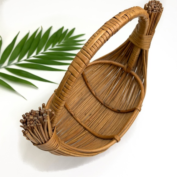 Other - Vintage Bohemian Rattan Wicker Basket / Catch All